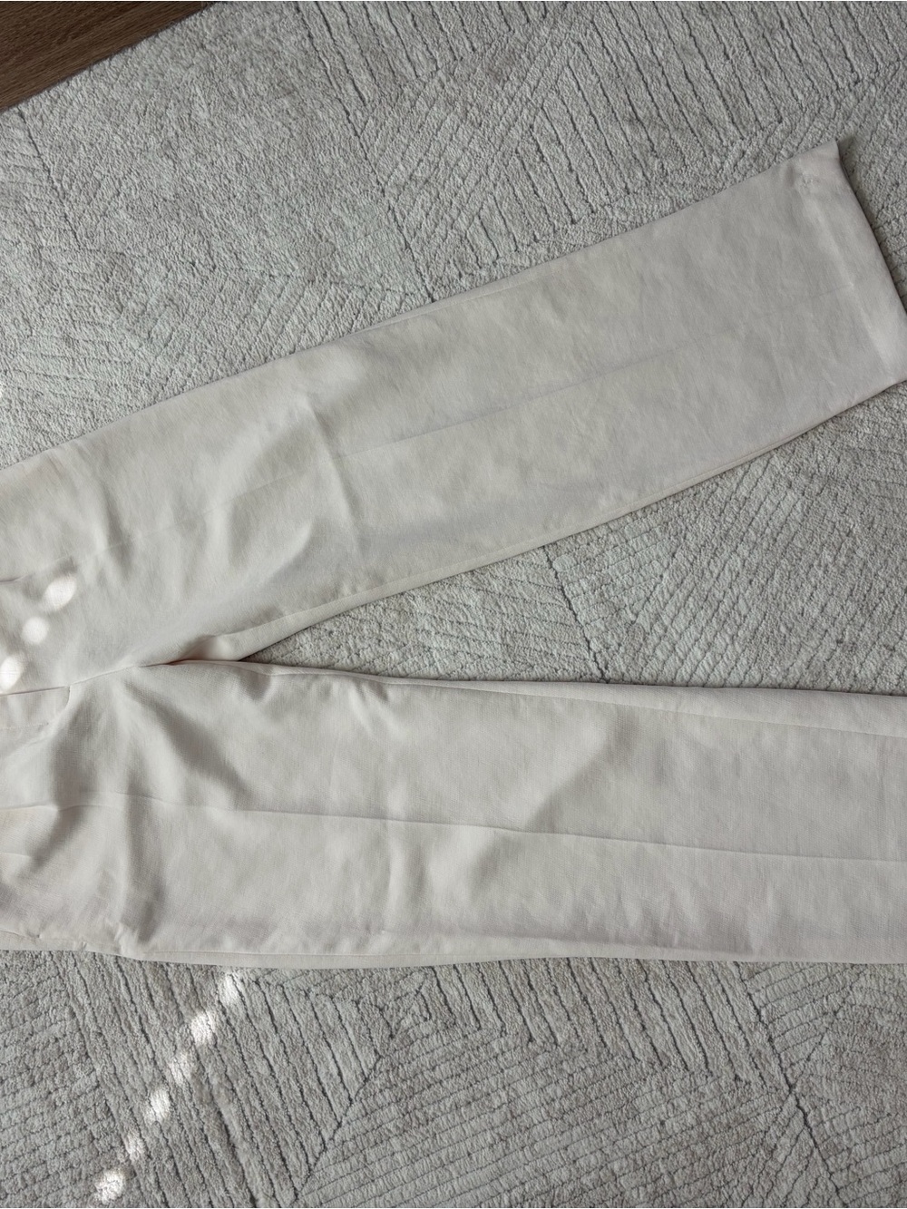 ARITZIA soft dress pants,never used brand new,no tag